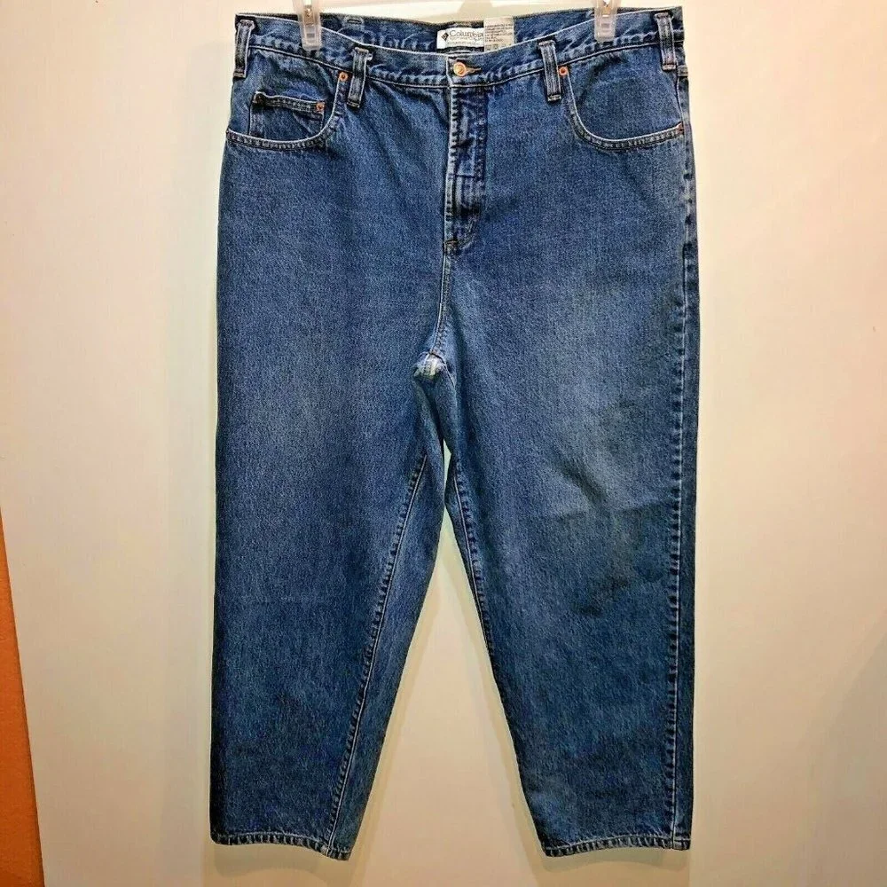 Columbia 40 x 30 (38 x 31) Medium Wash Blue Pockets Straight Leg Denim Jeans